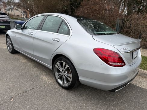 Used 2016 Mercedes-Benz C 300 4MATIC Sedan image 8