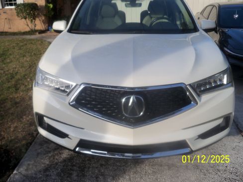 Used 2017 Acura MDX FWD w/ Advance Package image 18