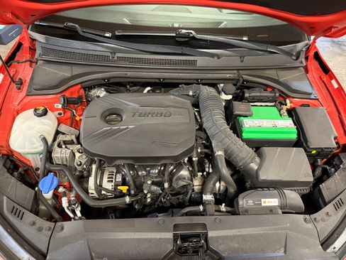 Used 2019 Hyundai Veloster Turbo Ultimate FWD image 16