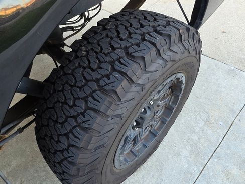 Used 2011 Ford F150 STX w/ Trailer Tow Pkg image 4