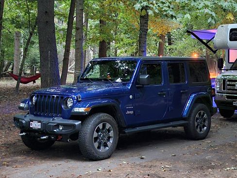 Used 2019 Jeep Wrangler Unlimited Sahara image 1