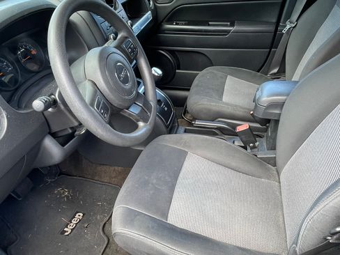 Used 2015 Jeep Compass Sport w/ Power Value Group image 9