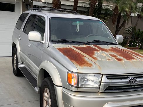 Used 2001 Toyota 4Runner Limited image 4