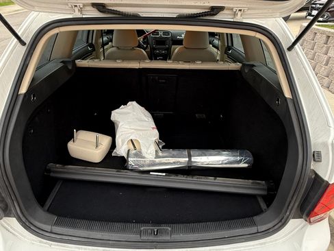 Used 2011 Volkswagen Jetta TDI image 6