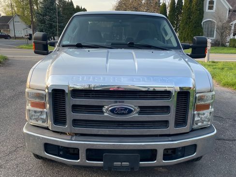 Used 2009 Ford F250 XLT RWD image 2