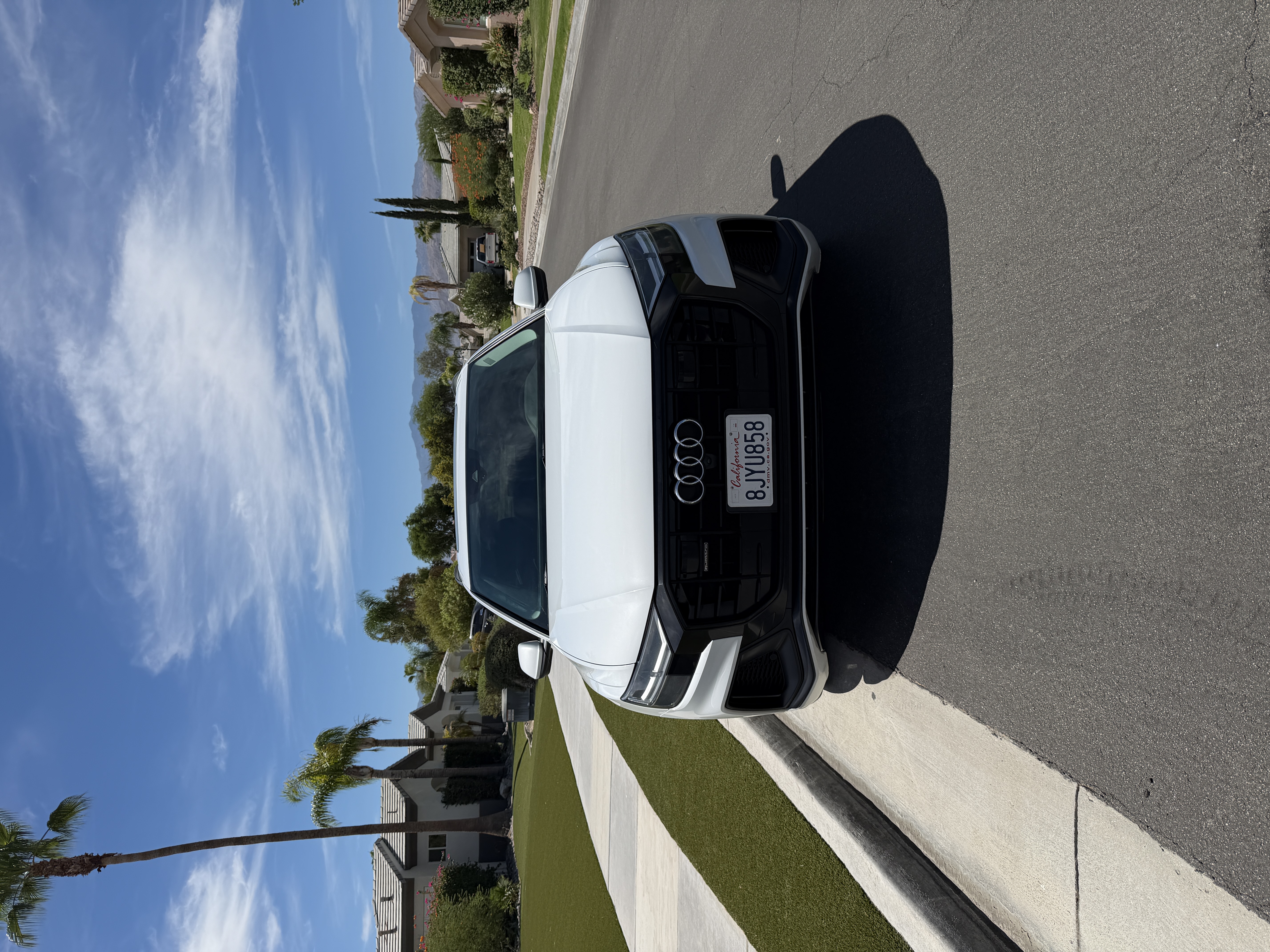 Used 2019 Audi Q8 Premium Plus w/ Premium Plus AWD/4WD image 8