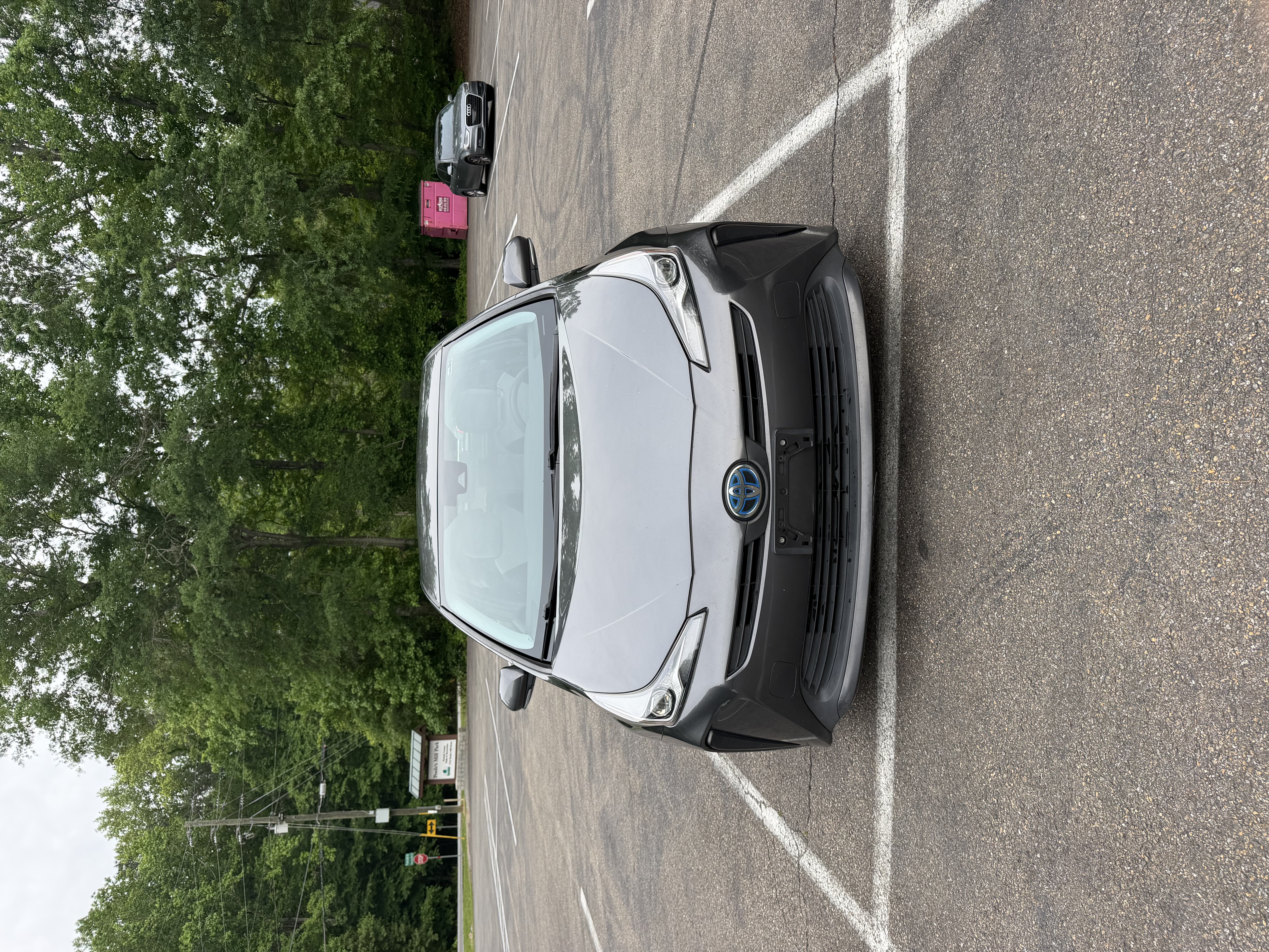Used 2019 Toyota Prius L Eco FWD image 5