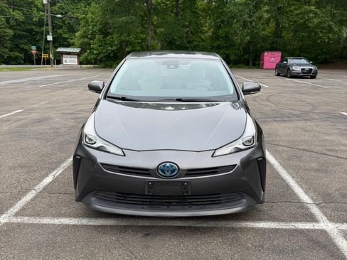 Used 2019 Toyota Prius L Eco FWD image 5