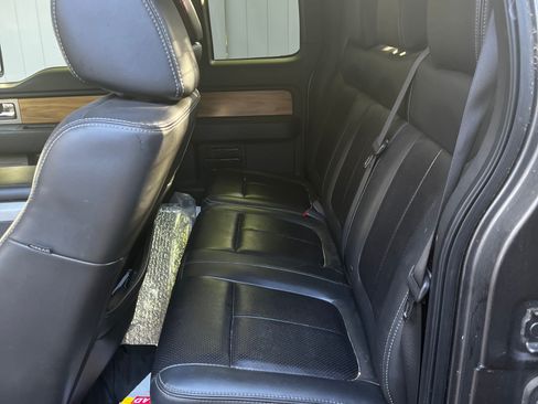 Used 2011 Ford F150 Lariat w/ Lariat Chrome Pkg image 6