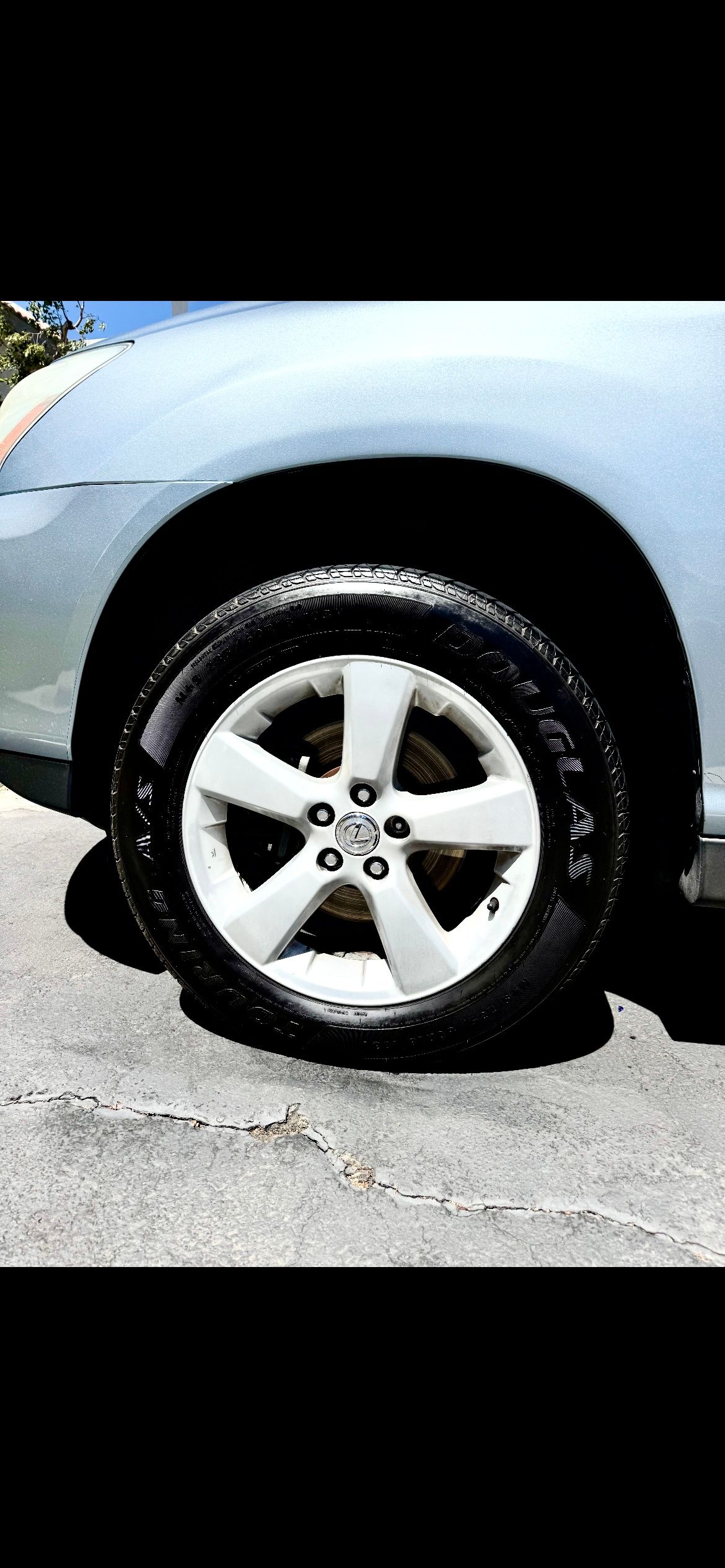 Used 2004 Lexus RX 330 w/ Premium Plus Pkg FWD image 4