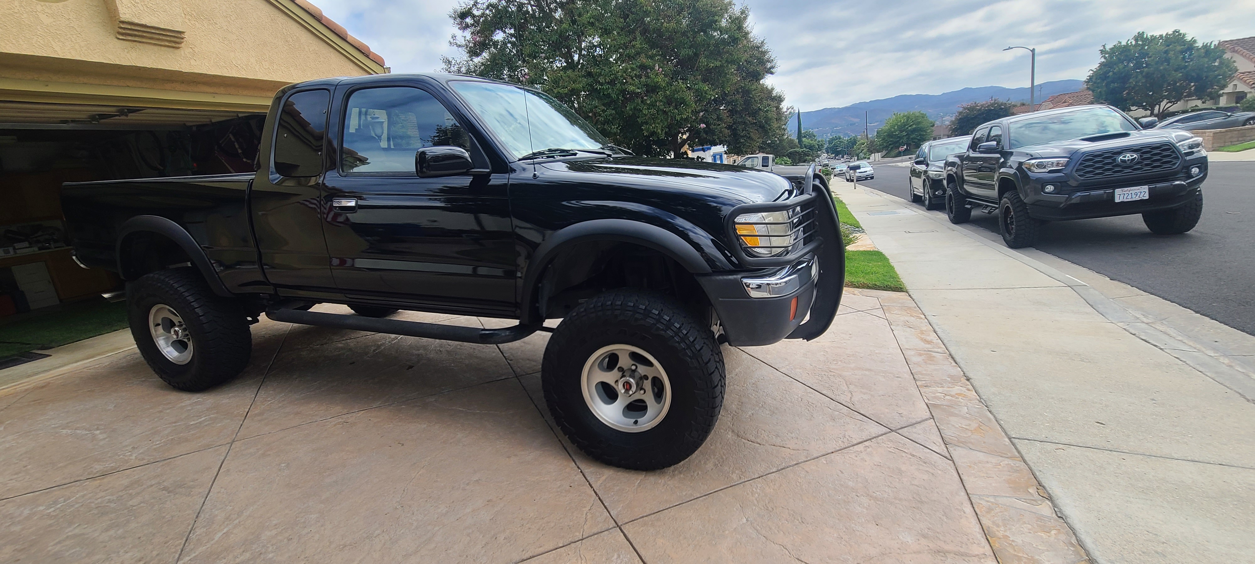 Used 1999 Toyota Tacoma 4x4 Xtracab V6 image 4