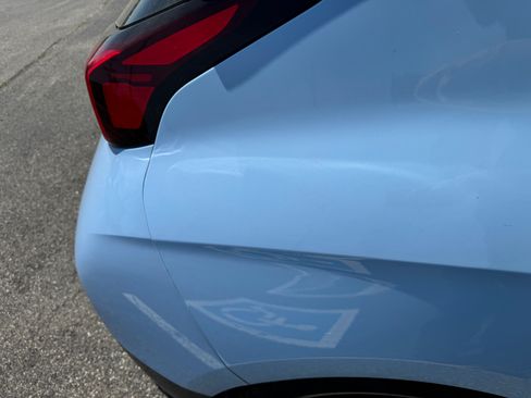 Used 2020 Hyundai Veloster N w/ Performance Package FWD image 9