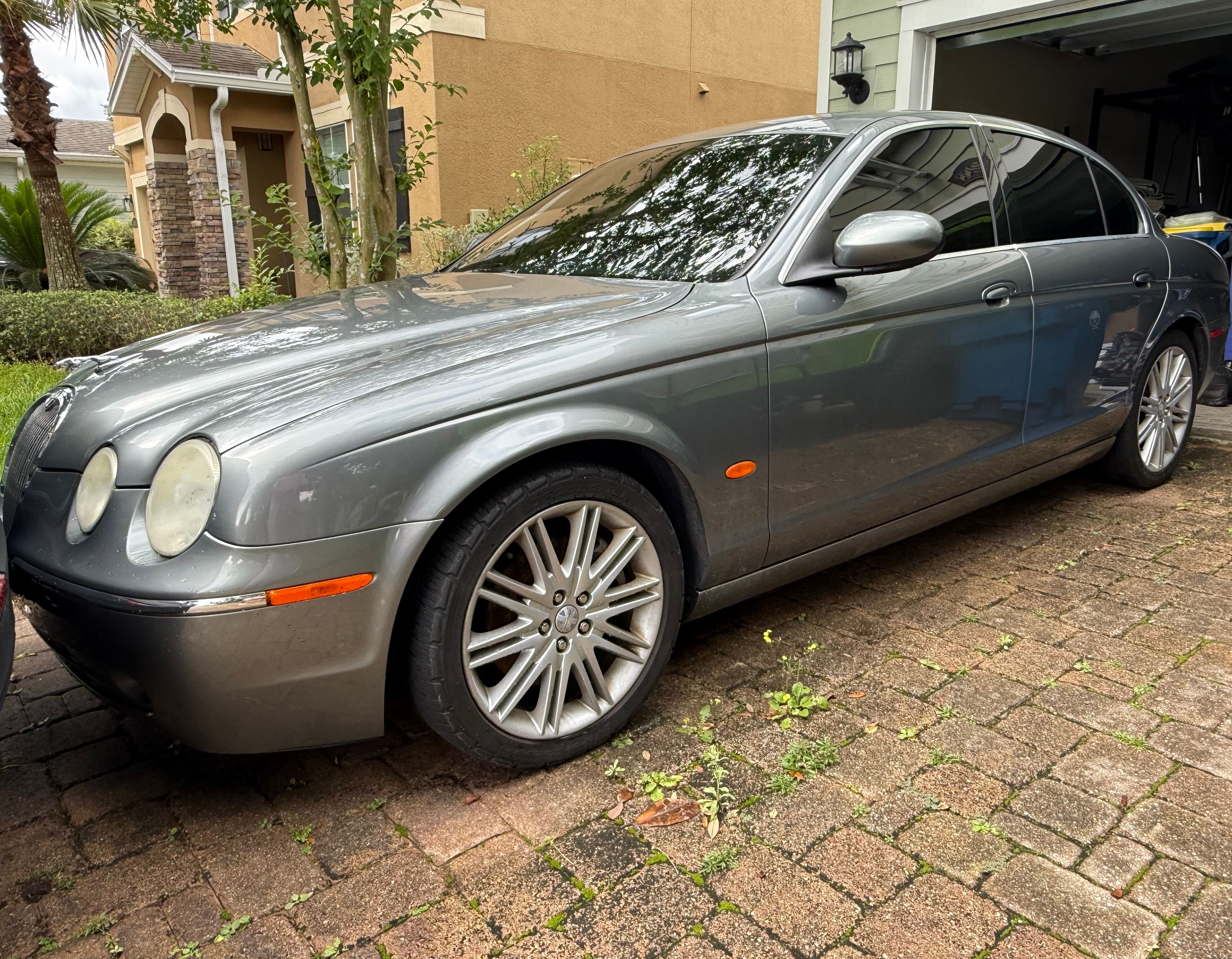 Used 2005 Jaguar S-TYPE 4.2 RWD image 1