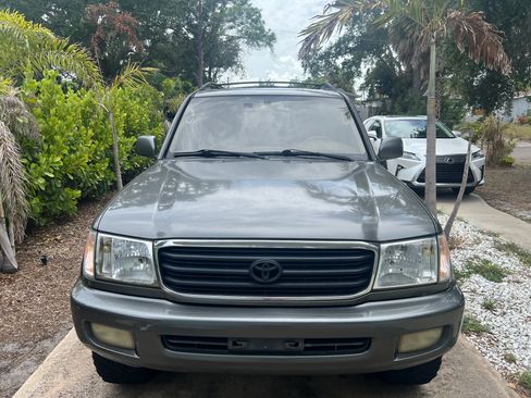 Used 1999 Toyota Land Cruiser AWD/4WD image 2