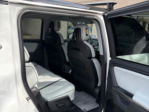 Used 2026 Rivian R1S Adventure image 11