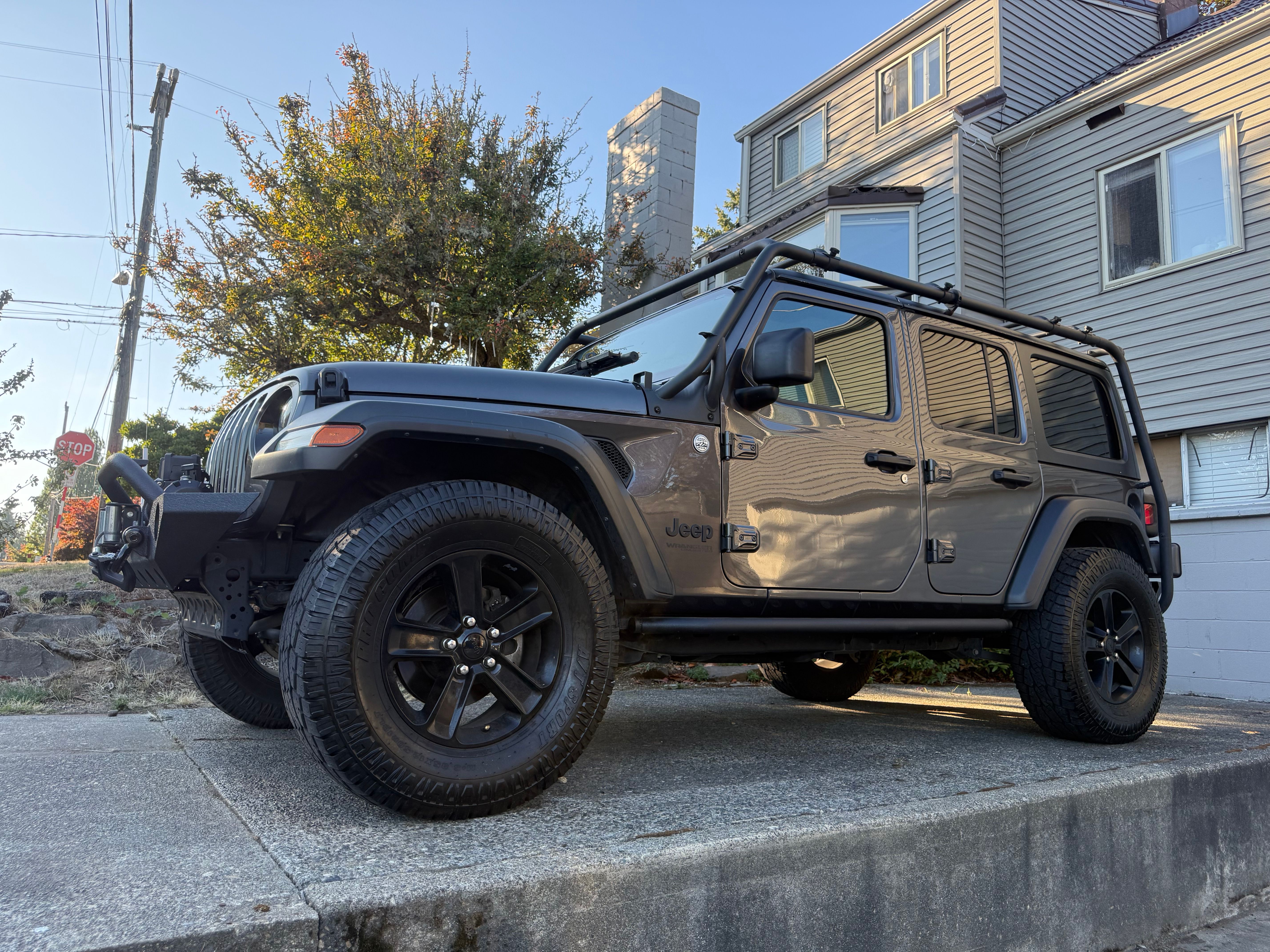 Used 2019 Jeep Wrangler Unlimited Sport AWD/4WD image 4