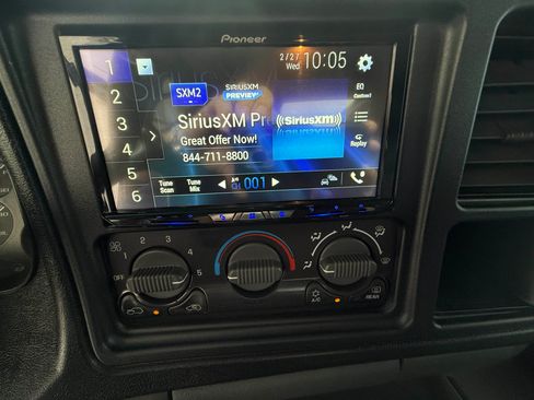 Used 2002 Chevrolet Silverado 3500 LT image 18