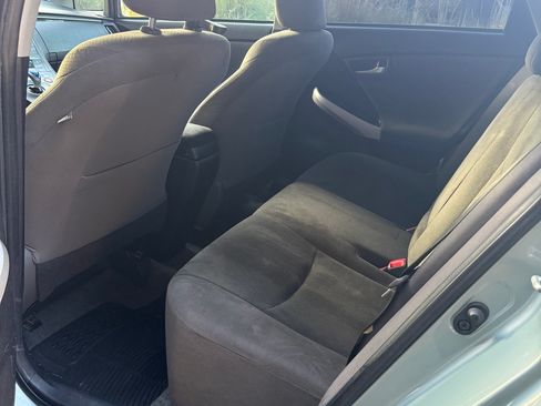 Used 2015 Toyota Prius Two image 10