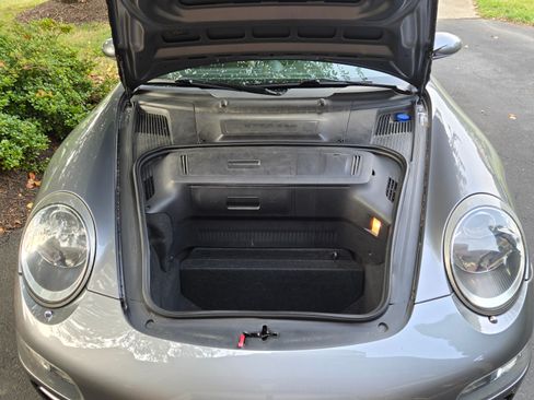 Used 2005 Porsche 911 Carrera image 12