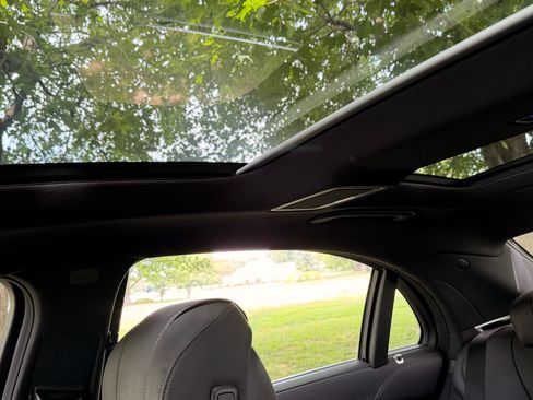 Used 2015 Mercedes-Benz S 550 4MATIC Sedan image 23
