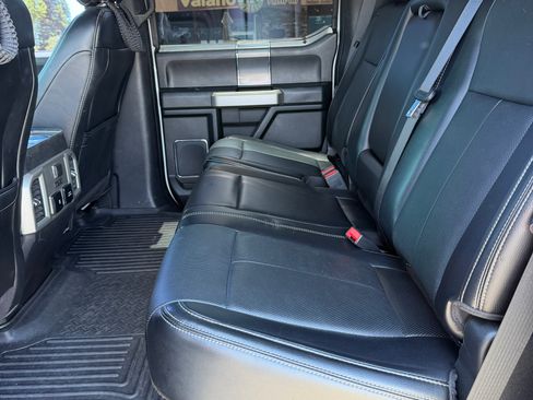 Used 2018 Ford F150 Lariat w/ Equipment Group 502A Luxury AWD/4WD image 11