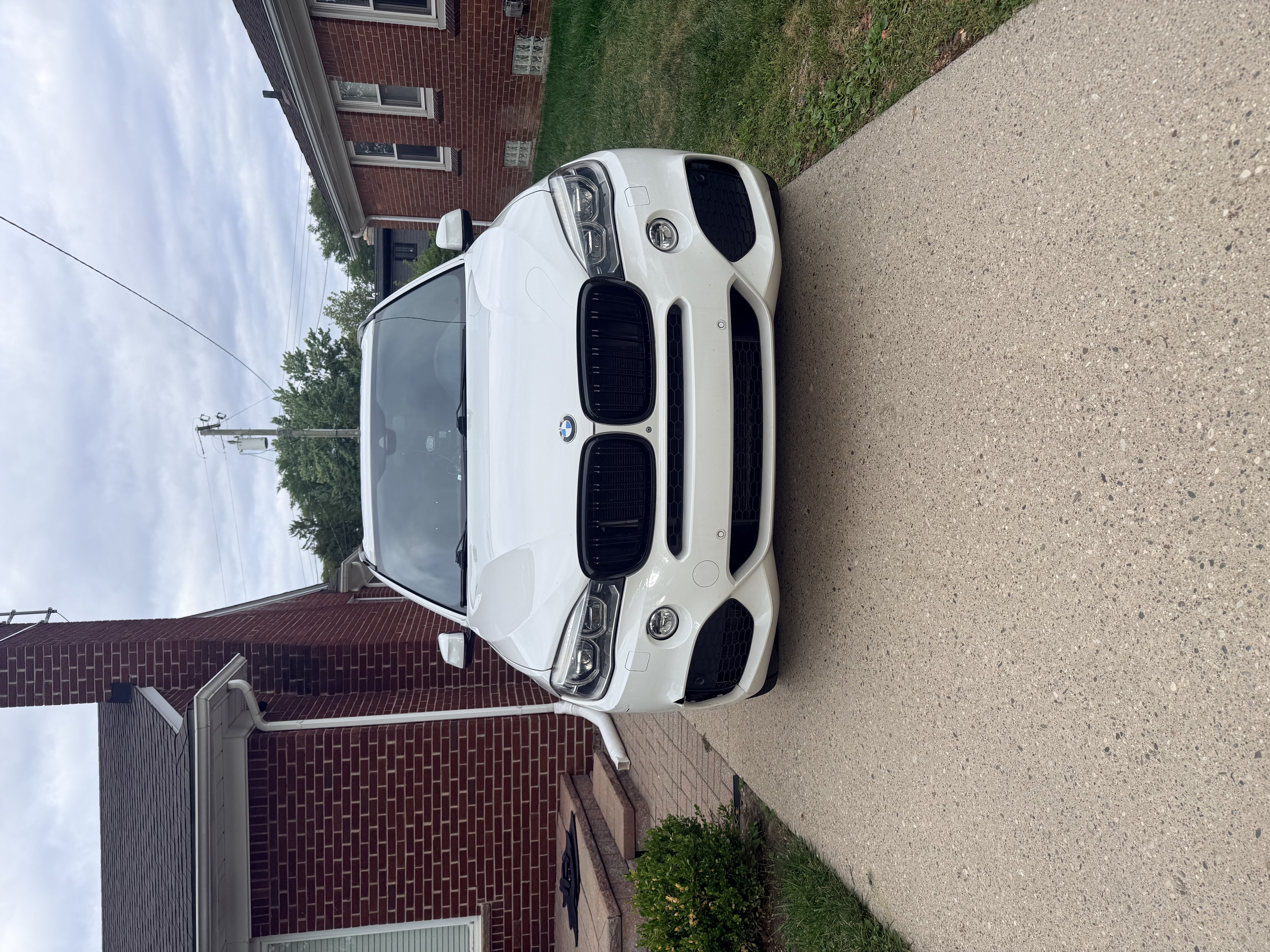 Used 2016 BMW X5 xDrive50i AWD/4WD image 1