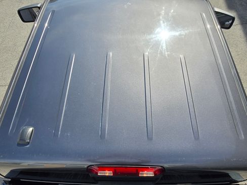 Used 2018 RAM 1500 Classic SLT image 16