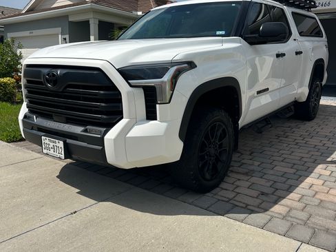 Used 2022 Toyota Tundra SR5 AWD/4WD image 1