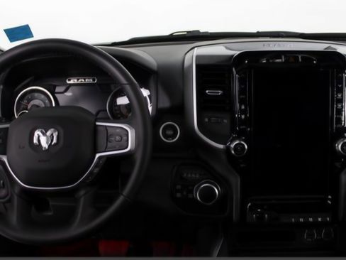 Used 2021 RAM 1500 Big Horn image 6