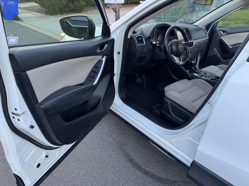 Used 2016 MAZDA CX-5 Touring image 15