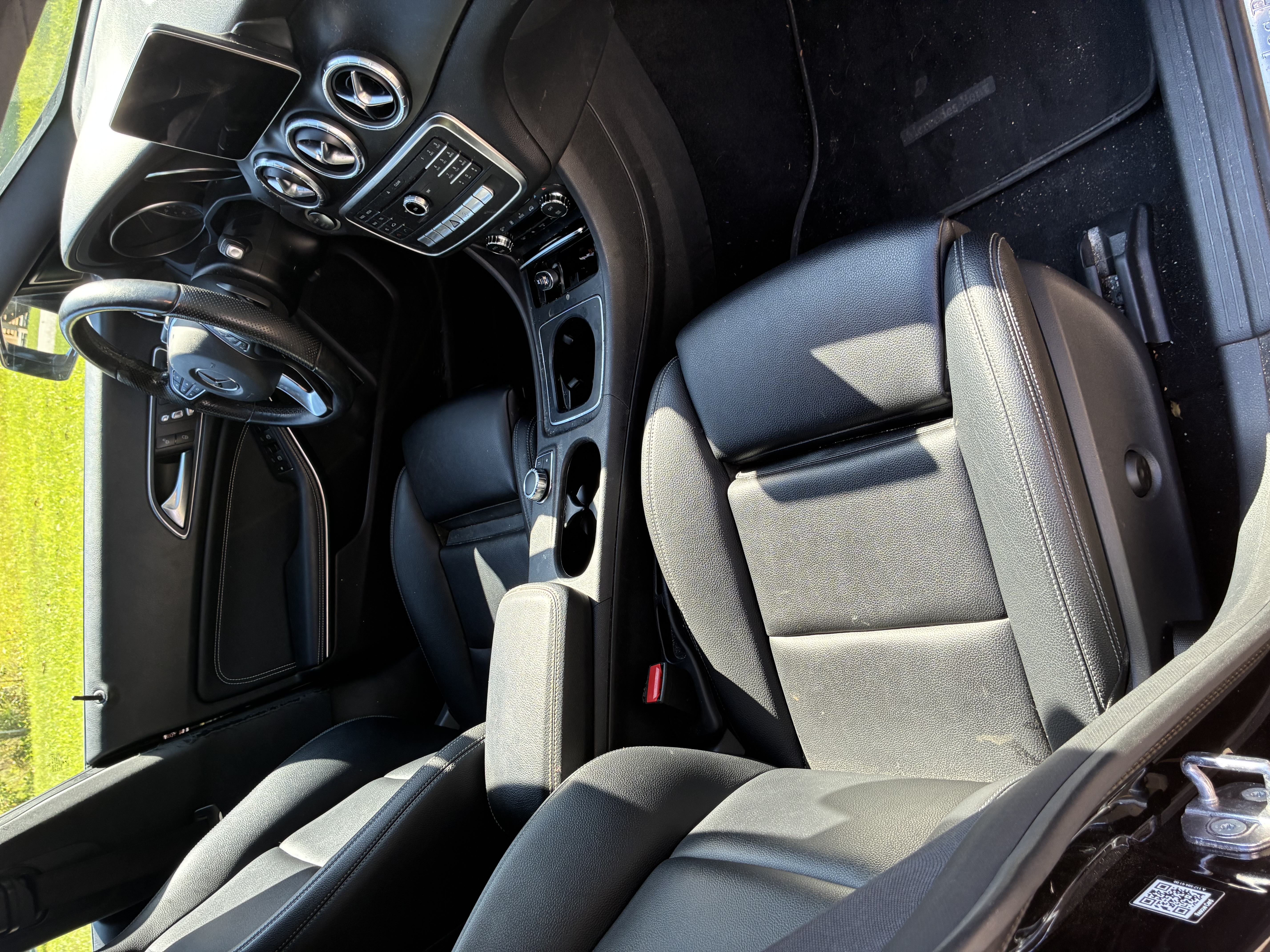 Used 2019 Mercedes-Benz CLA 250 4MATIC image 13