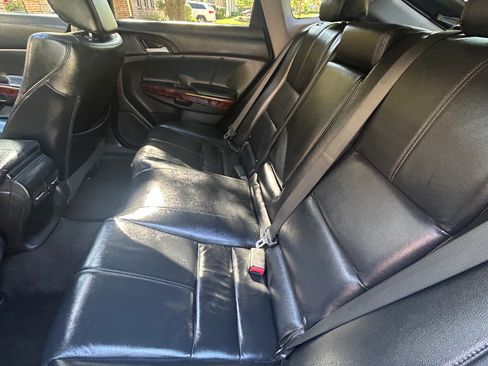 Used 2010 Honda Crosstour EX-L image 9