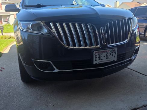 Used 2013 Lincoln MKX AWD image 20