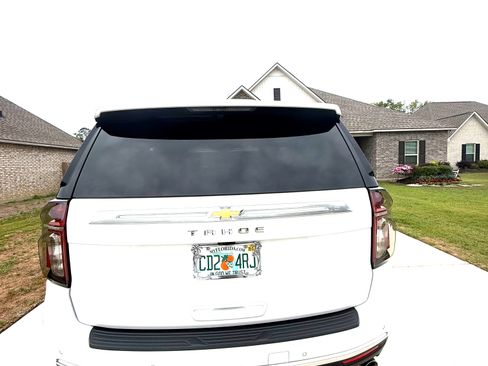 Used 2024 Chevrolet Tahoe High Country w/ Premium Package image 7