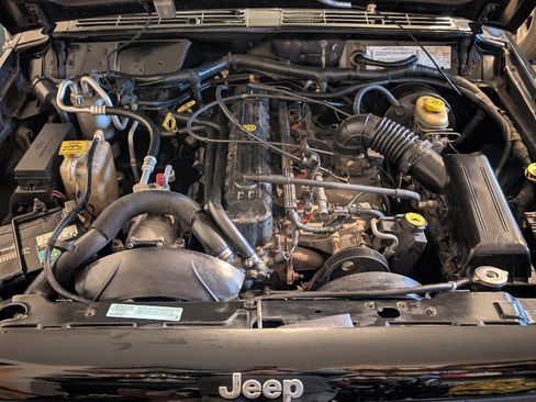 Used 2001 Jeep Cherokee Sport image 11