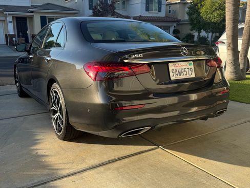 Used 2021 Mercedes-Benz E 350 Sedan image 9