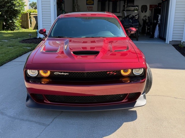 Used 2022 Dodge Challenger R/T Scat Pack RWD image 1