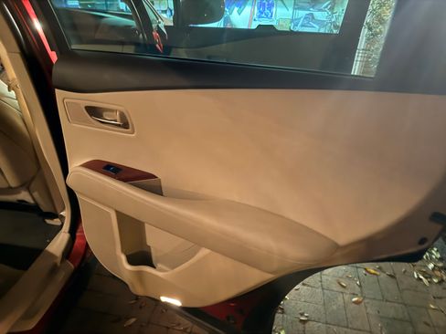 Used 2011 Lexus RX 350 AWD w/ Premium Pkg image 14