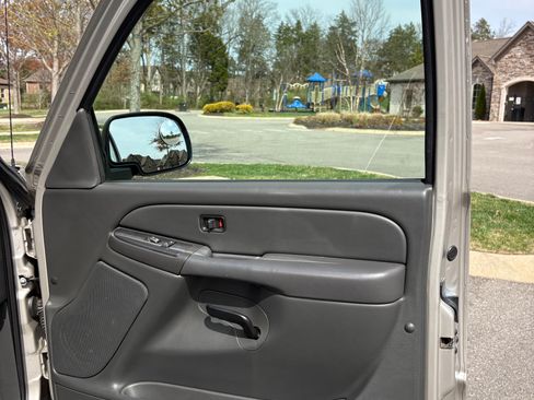 Used 2007 GMC Sierra 1500 SLE w/ Extended Cab Value Package image 16