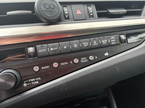 Used 2019 Lexus ES 350 FWD image 10