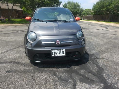 Used 2014 FIAT 500 e w/ Esport Package FWD image 6