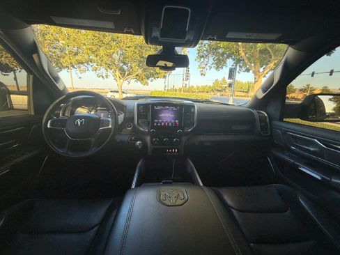 Used 2019 RAM 1500 Laramie RWD image 14
