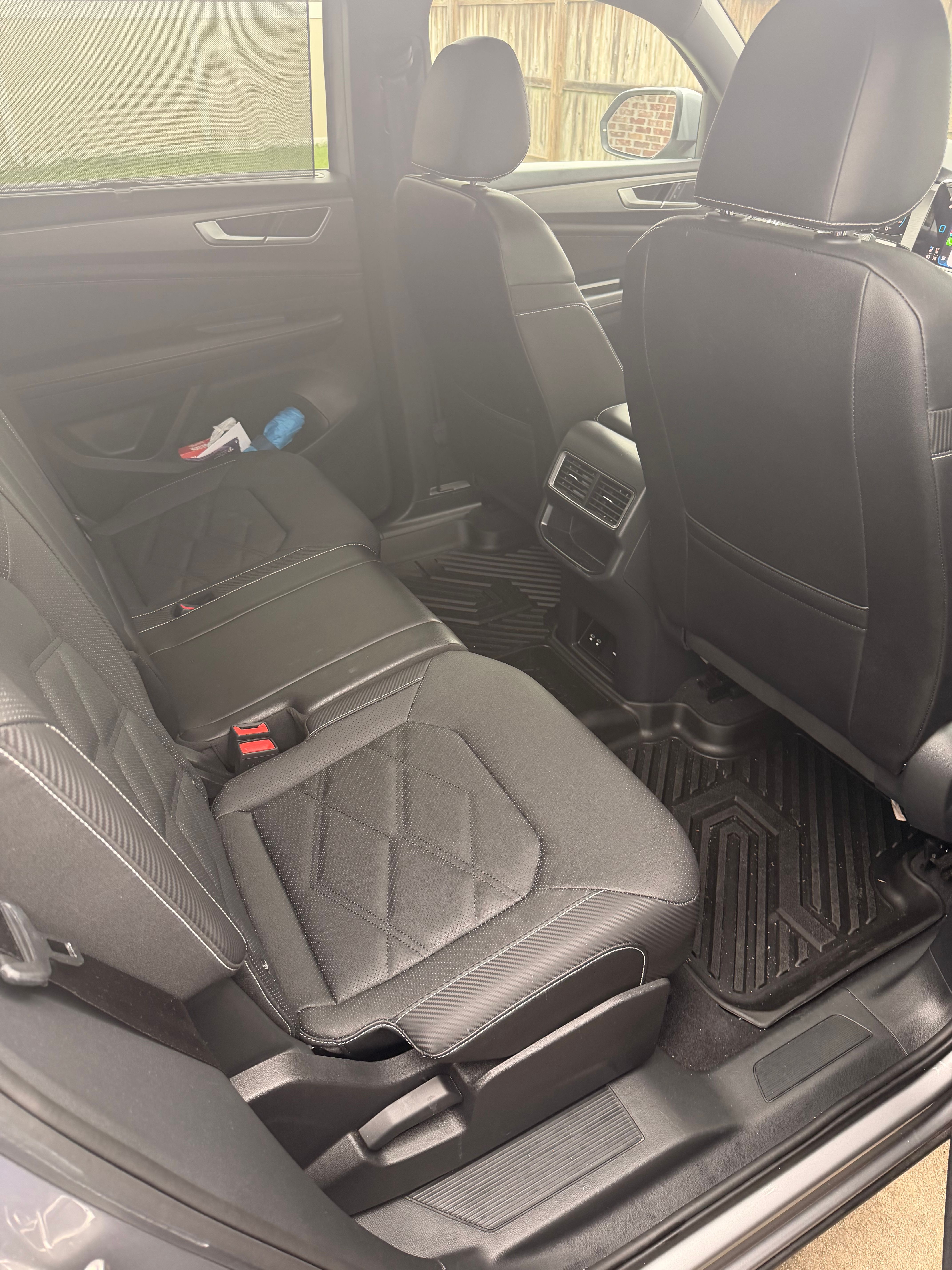 Used 2025 Volkswagen Atlas Cross Sport SE AWD/4WD image 5