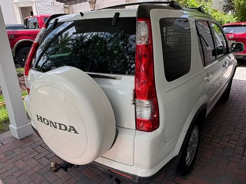 Used 2006 Honda CR-V EX image 8