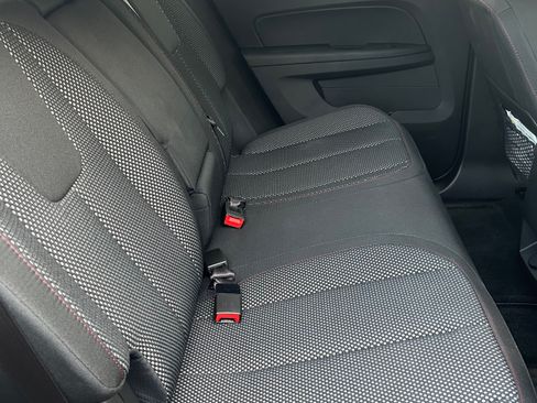 Used 2017 Chevrolet Equinox LT w/ Convenience Package image 10