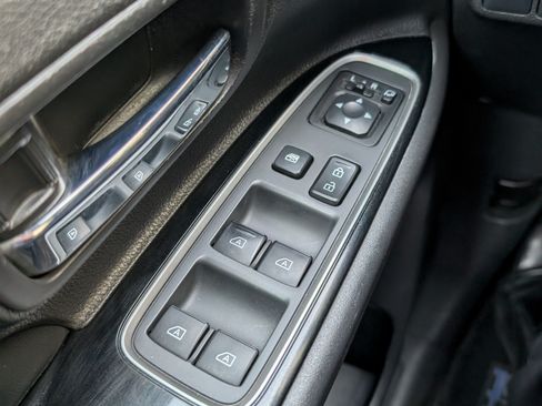 Used 2022 Mitsubishi Outlander GT image 17