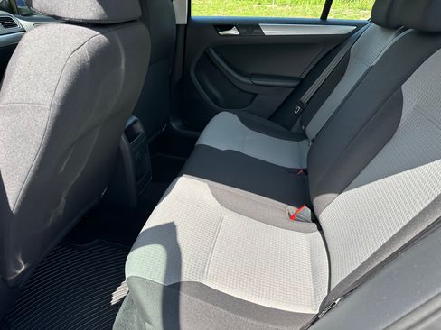 Used 2017 Volkswagen Jetta S FWD image 11