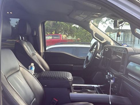 Used 2023 Ford F350 Lariat w/ Chrome Package AWD/4WD image 10