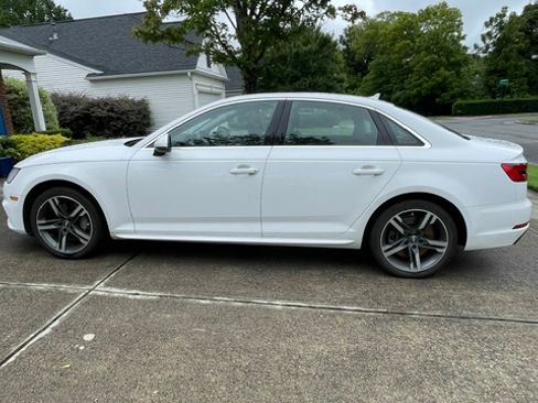 Used 2017 Audi A4 2.0T Premium Plus w/ Premium Plus Package AWD/4WD image 2