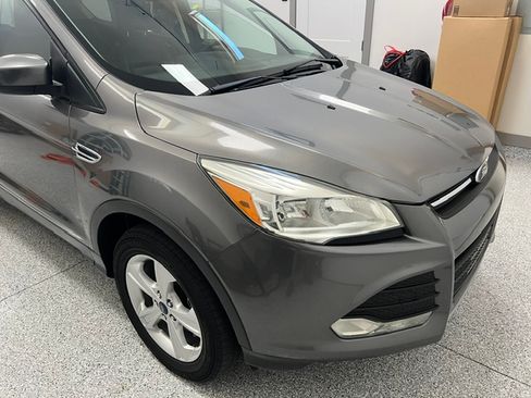 Used 2014 Ford Escape SE w/ Equipment Group 201A FWD image 9